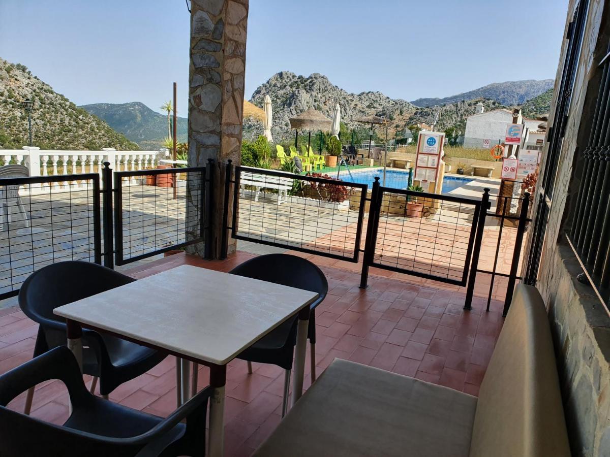 Apartamentos Rurales Sierra Alta Benaocaz Exterior photo