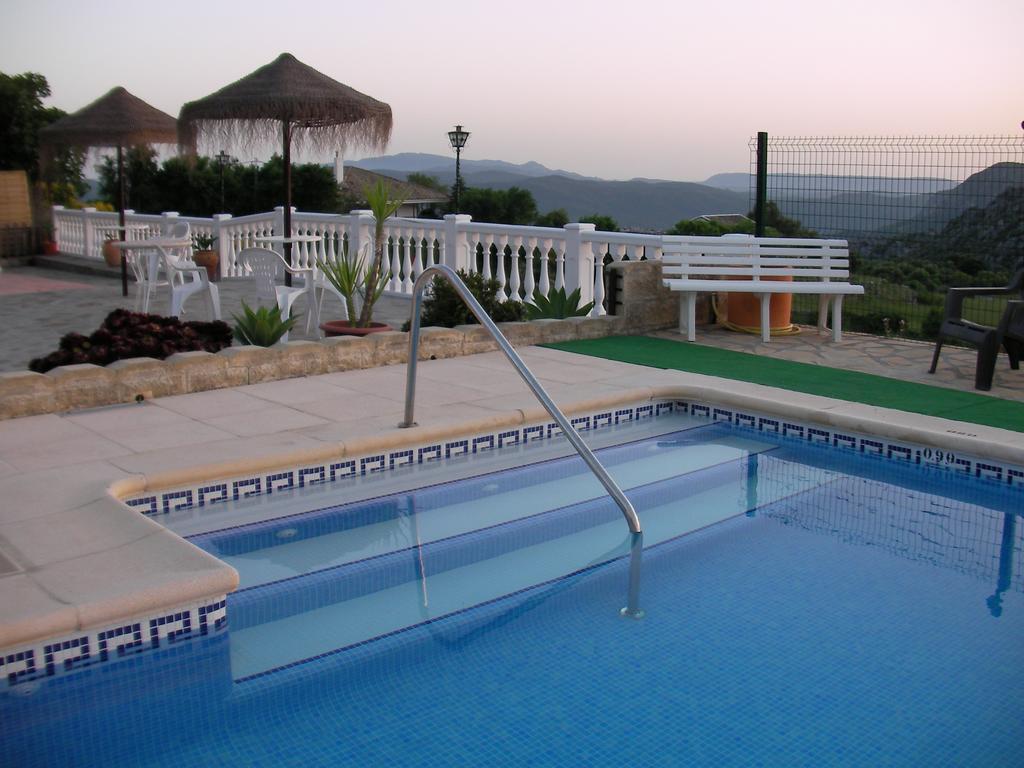 Apartamentos Rurales Sierra Alta Benaocaz Exterior photo