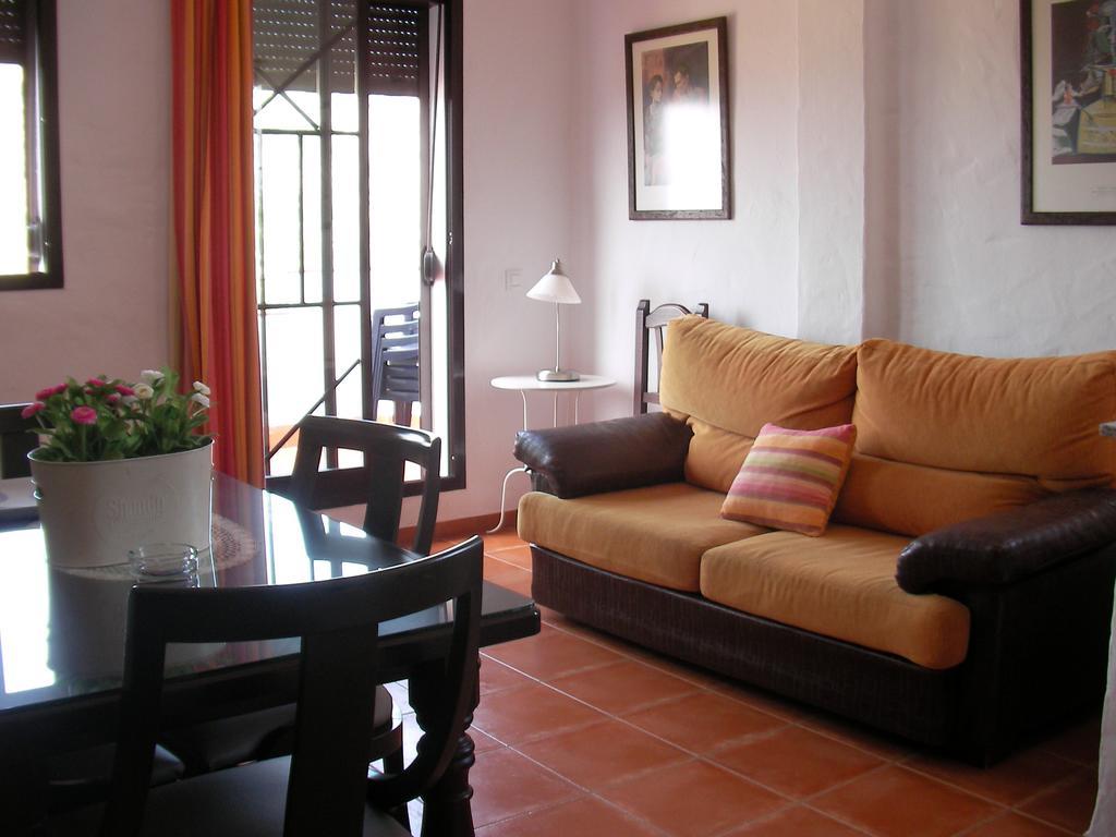 Apartamentos Rurales Sierra Alta Benaocaz Exterior photo