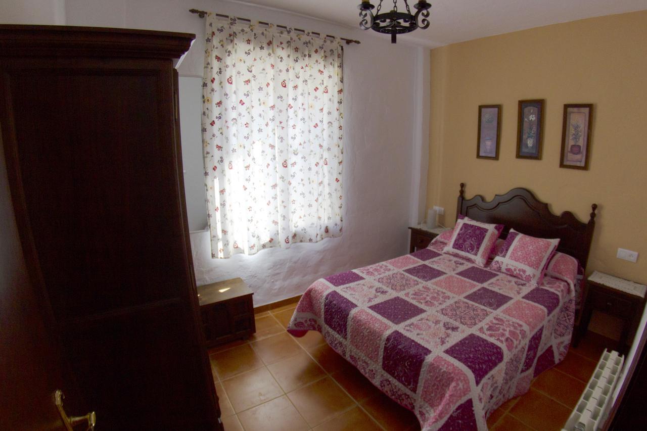 Apartamentos Rurales Sierra Alta Benaocaz Exterior photo